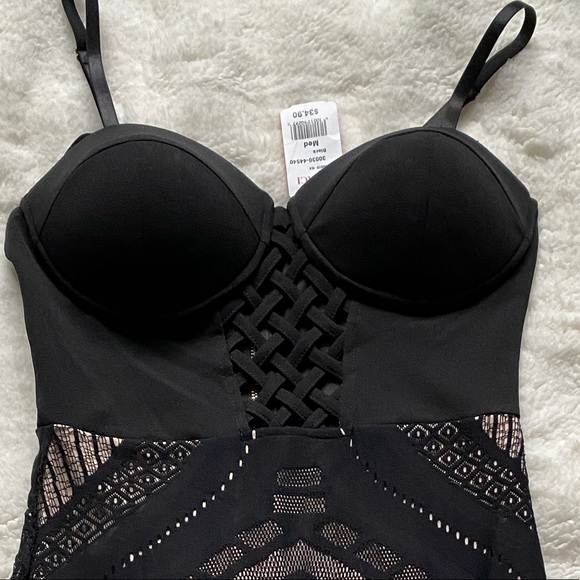 NWT BLACK BODYCON DRESS with nude lining 😍 - Picture 4 of 5